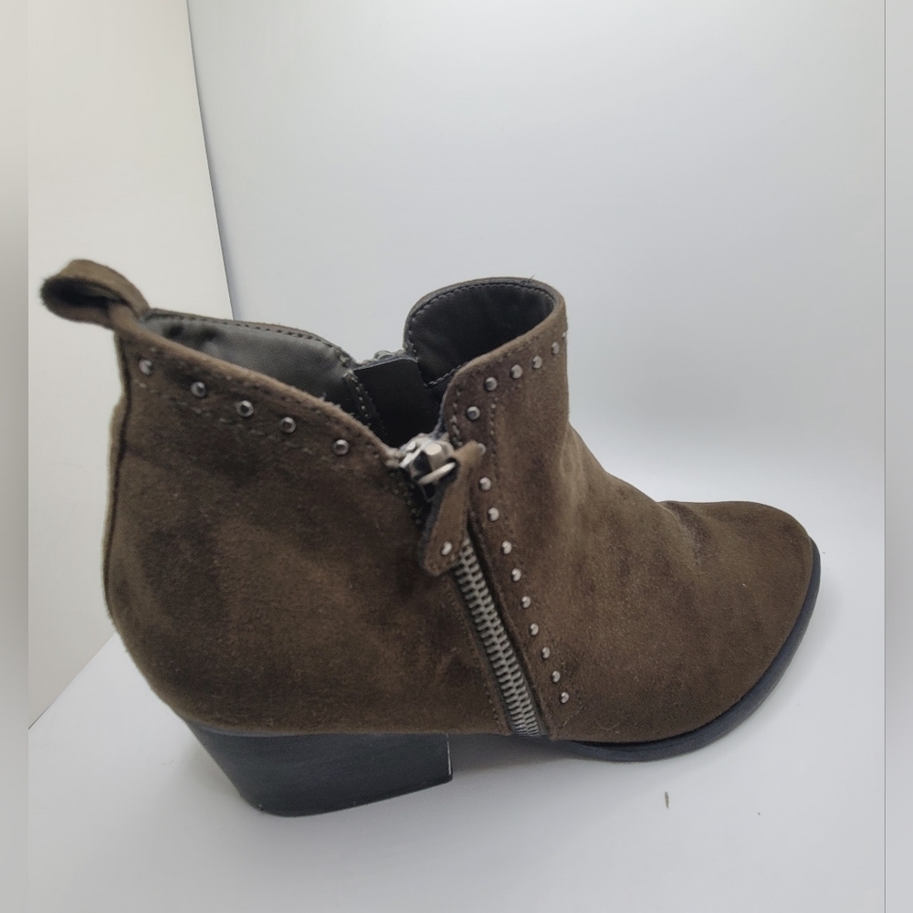 Sonoma 7 1/2 Medium Brown Beaded Suede Ankle Boots